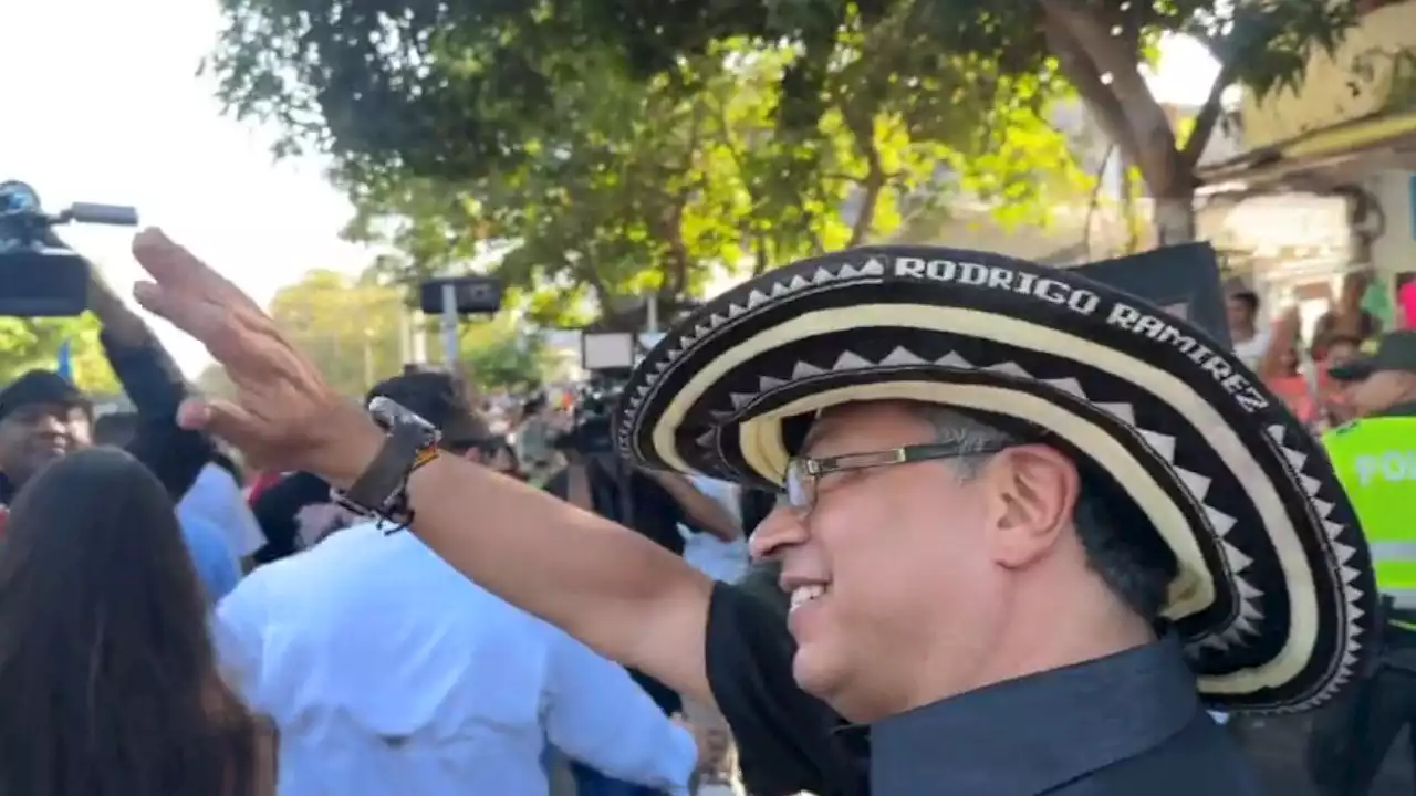 [VIDEO] Petro también se gozó el carnaval del suroccidente de Barranquilla