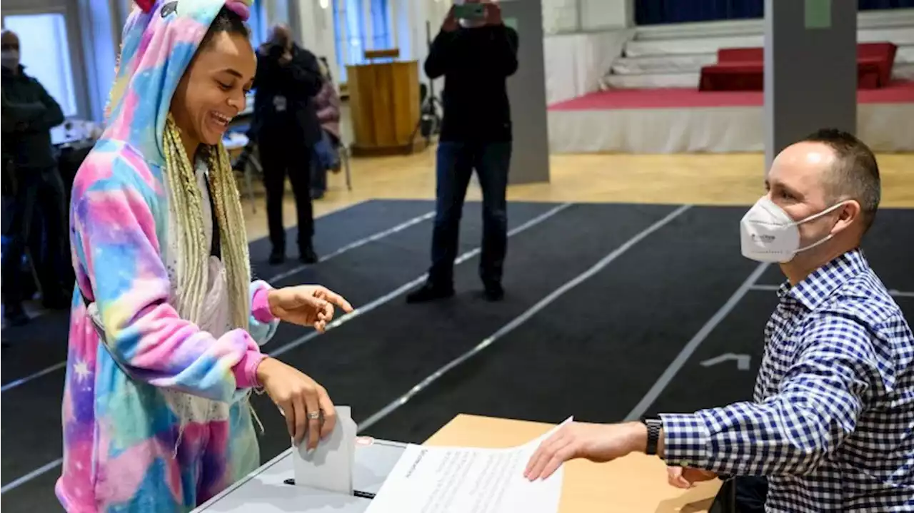 Ruhiger Start der Wiederholungswahl: Geringe Beteiligung