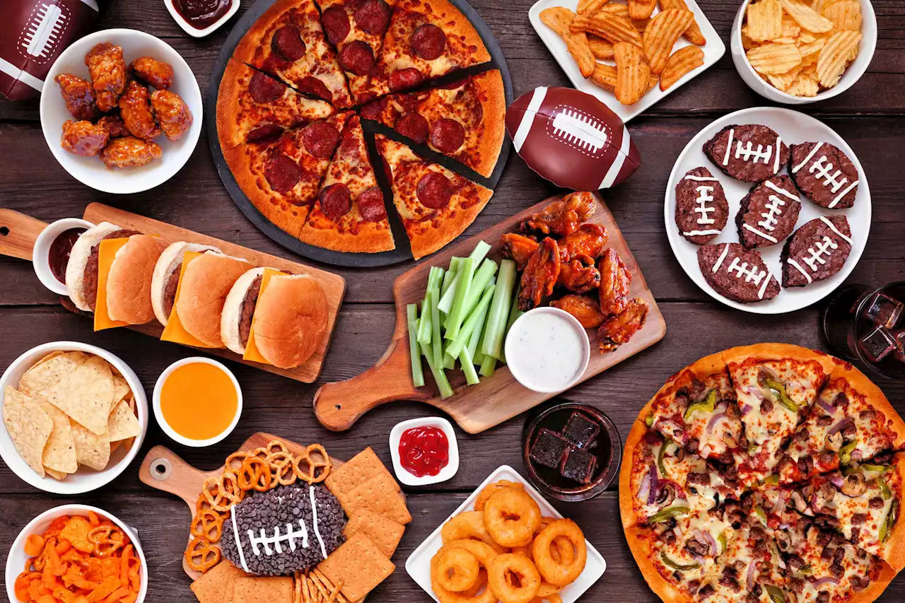 Here's How Much Americans Plan to Spend on the Super Bowl This Year