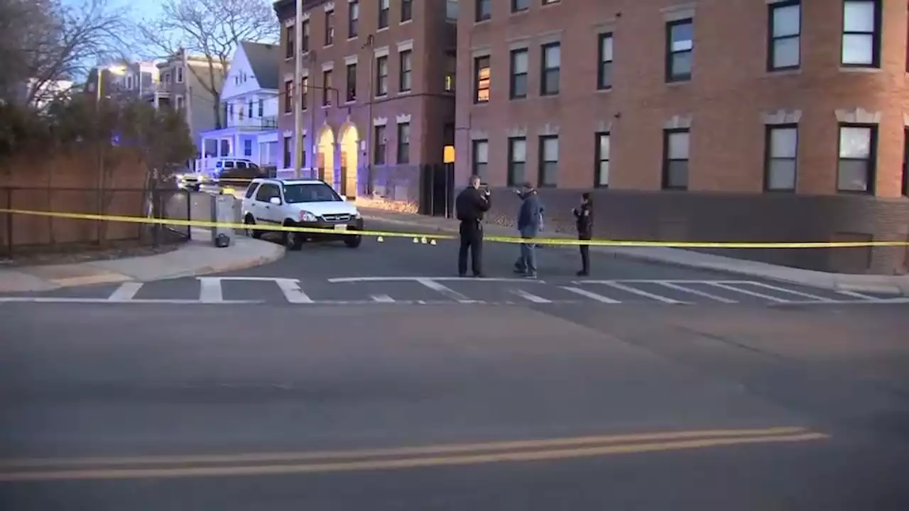 2 People Injured in Jamaica Plain Stabbing: Police