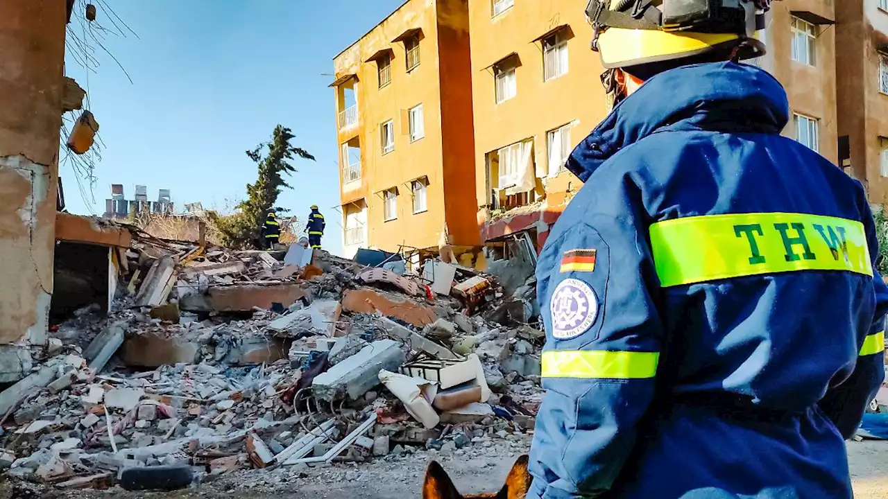 Tumulte im Erdbebengebiet erschweren Rettungseinsatz