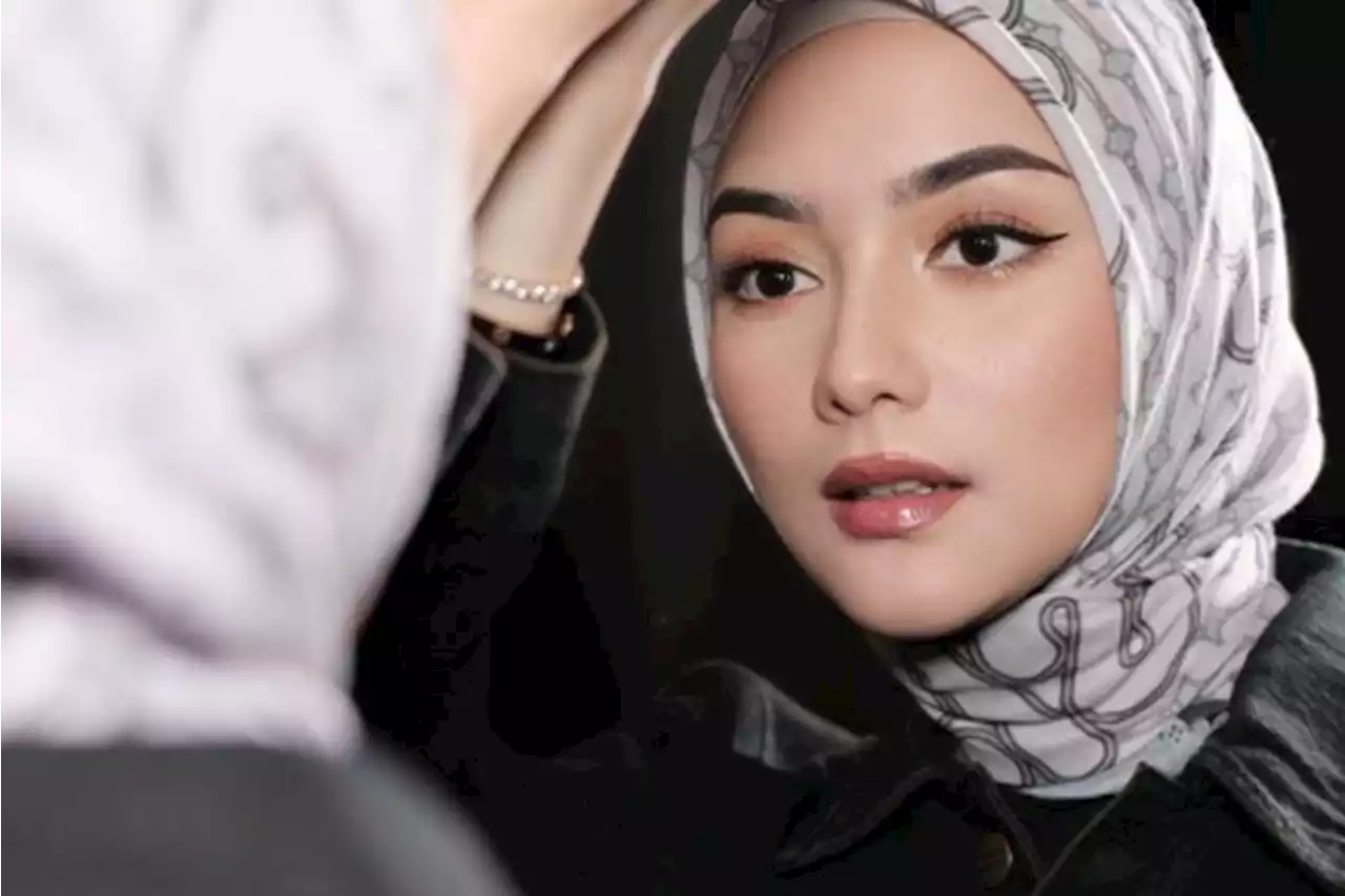 6 Artis Ini Putuskan Berhijab saat Ada di Puncak Karier, Nomor 4 Sempat Dilema