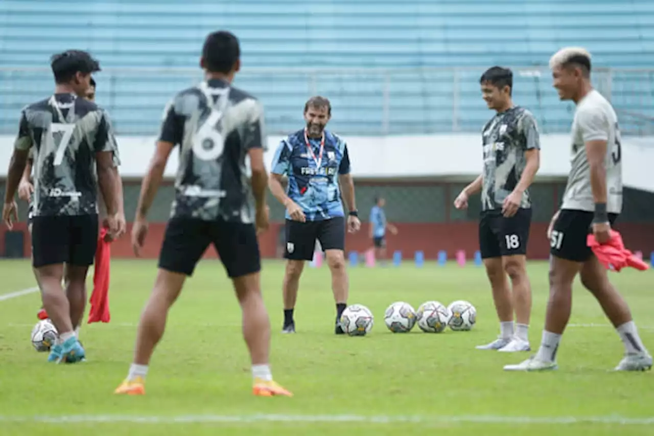 Persis Solo vs Borneo FC: Waspada, Leonardo Minta Pemain Tidak Terlena