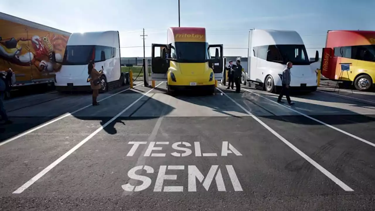 Tesla Semi skepticism lingers months after Musk’s first delivery