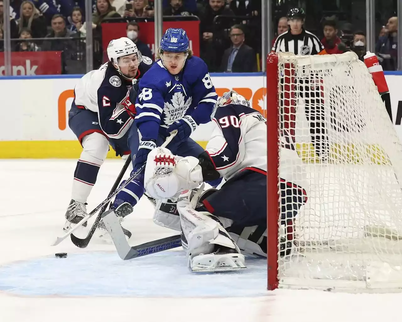 Maple Leafs’ missing effort results in losing effort against last-place Jackets