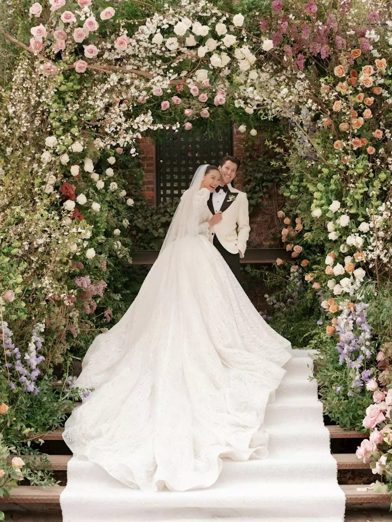 Model Jessie Li’s Intimate New York Wedding Was Inspired by English Country Gardens