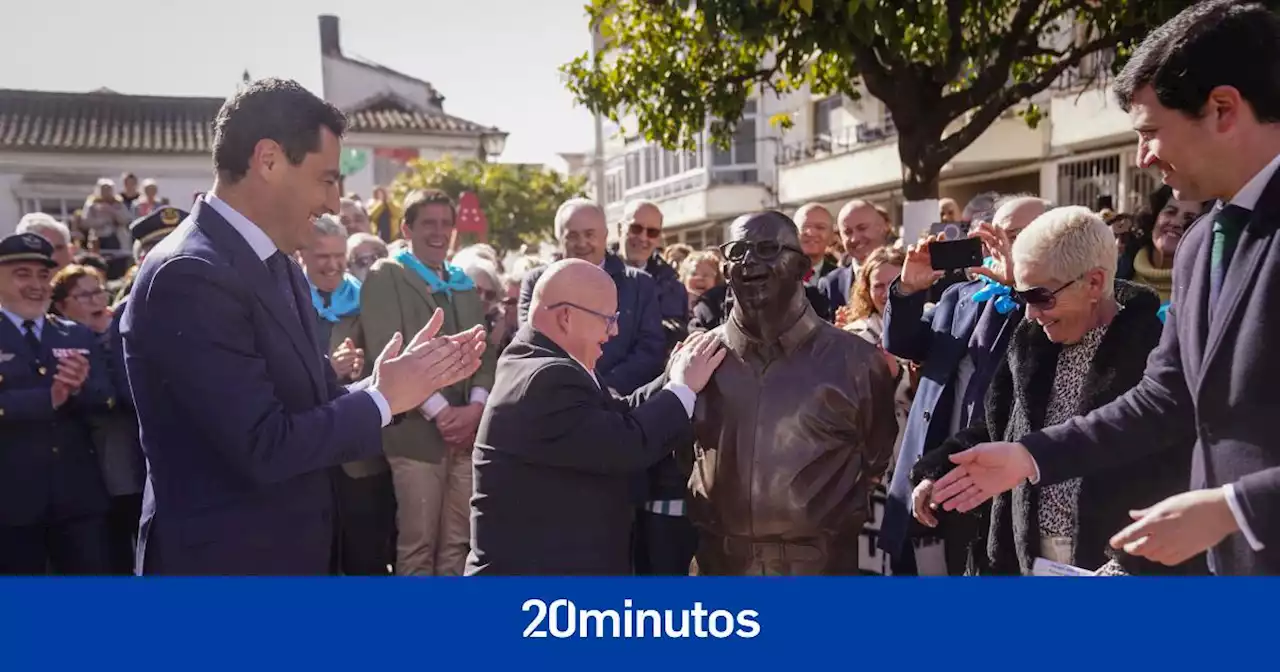 Moreno hace campaña en la Andalucía rural tras reforzar sus filas con exdirigentes de Cs