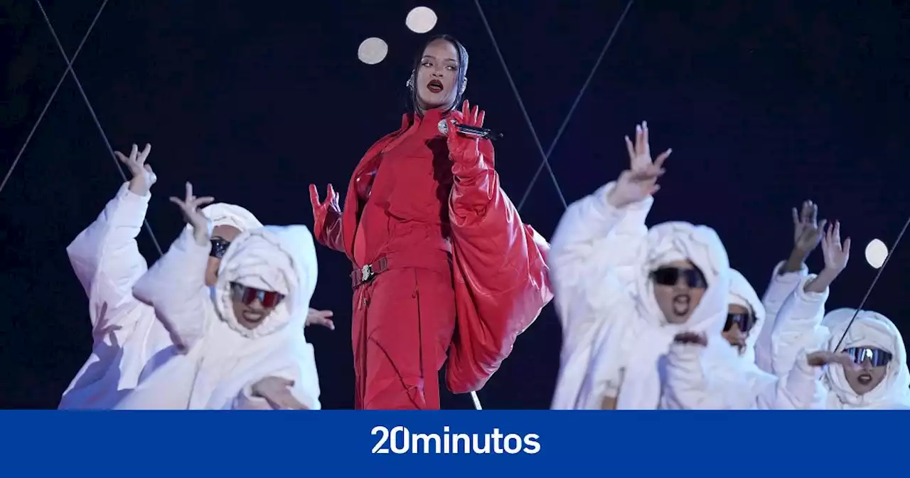 Rihanna revela su segundo embarazo en su regreso musical en el Super Bowl