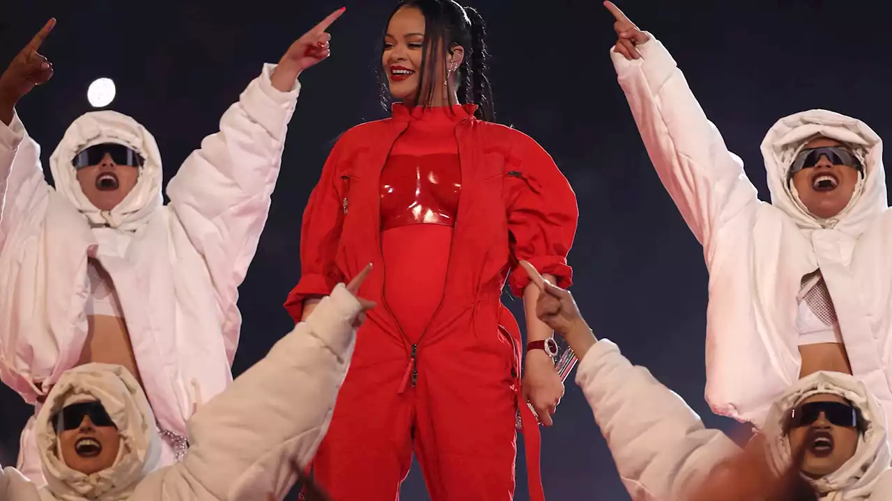 Après son show à la mi-temps du Superbowl, Rihanna confirme être de nouveau enceinte