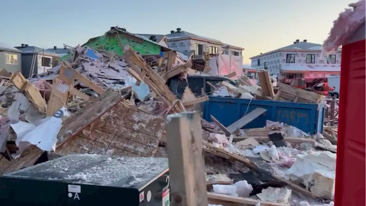 Explosion takes out homes under construction in east Ottawa