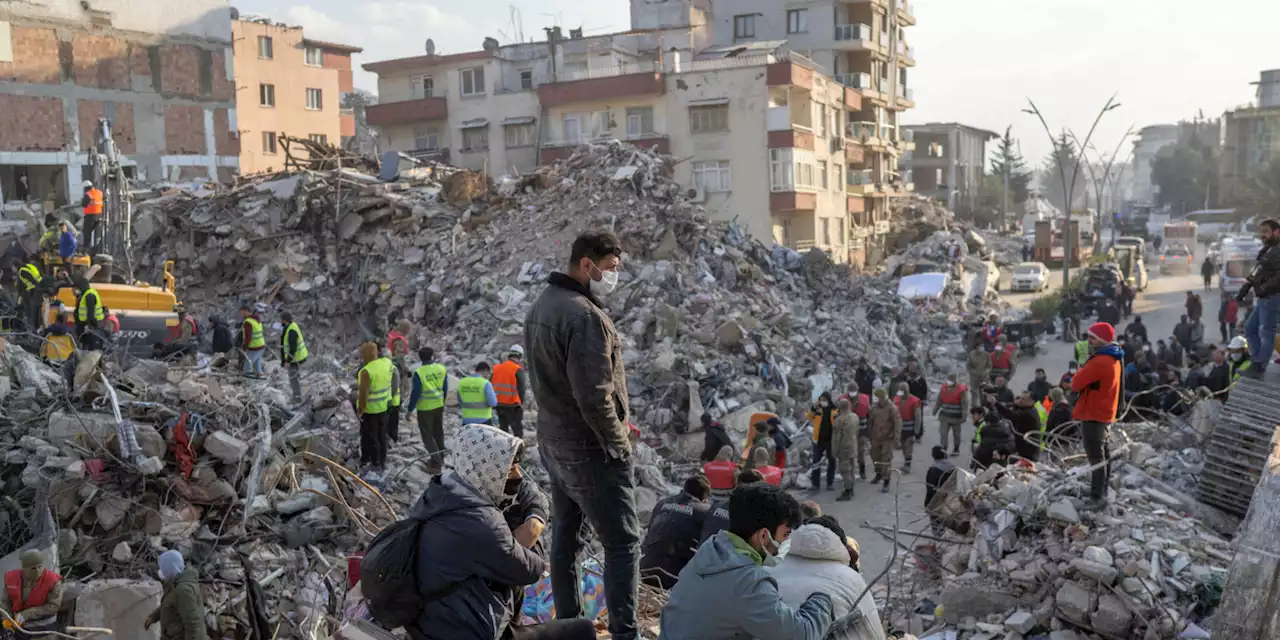 Séisme en Turquie : la colère monte contre l'État une semaine après la catastrophe