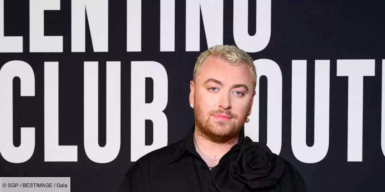 PHOTO – Sam Smith : son look complètement déjanté sur le tapis rouge des Brit Awards - Gala