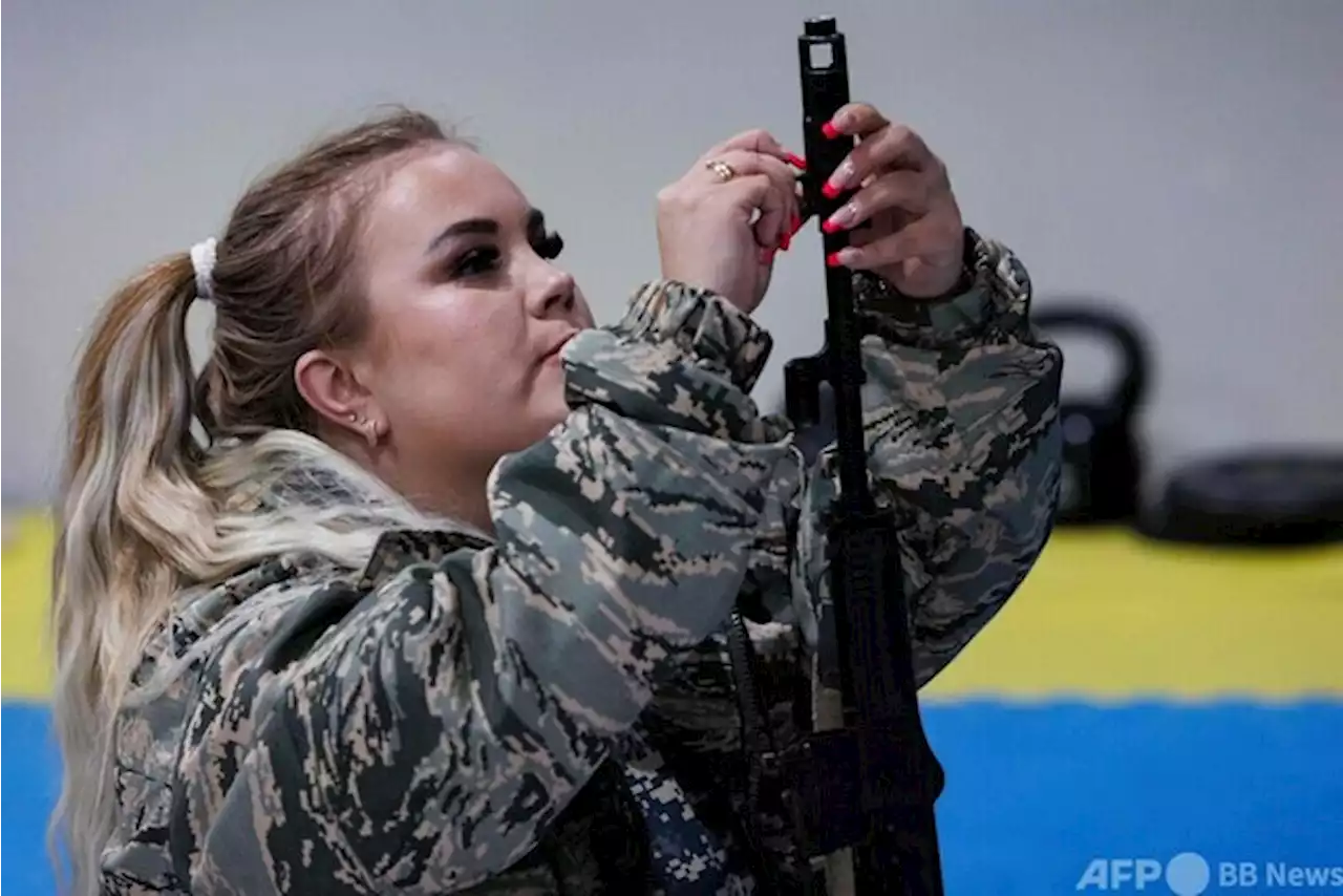 ロシア民間人女性、「防衛隊」結成 ウクライナ教訓に戦闘訓練 - トピックス｜Infoseekニュース