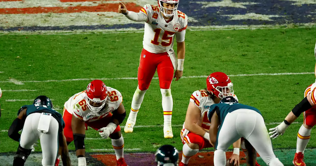 Super Bowl magic: Patrick Mahomes, Chiefs beat Eagles