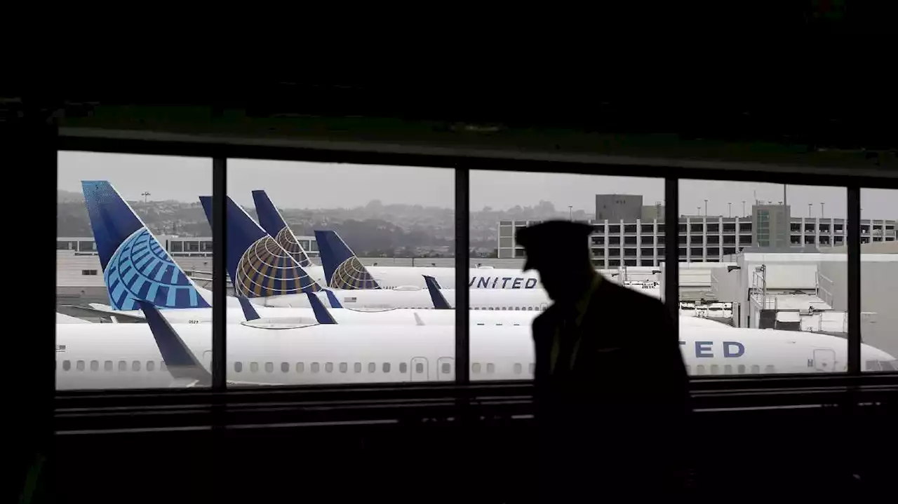 United 777 makes a scary plunge toward the ocean shortly after takeoff