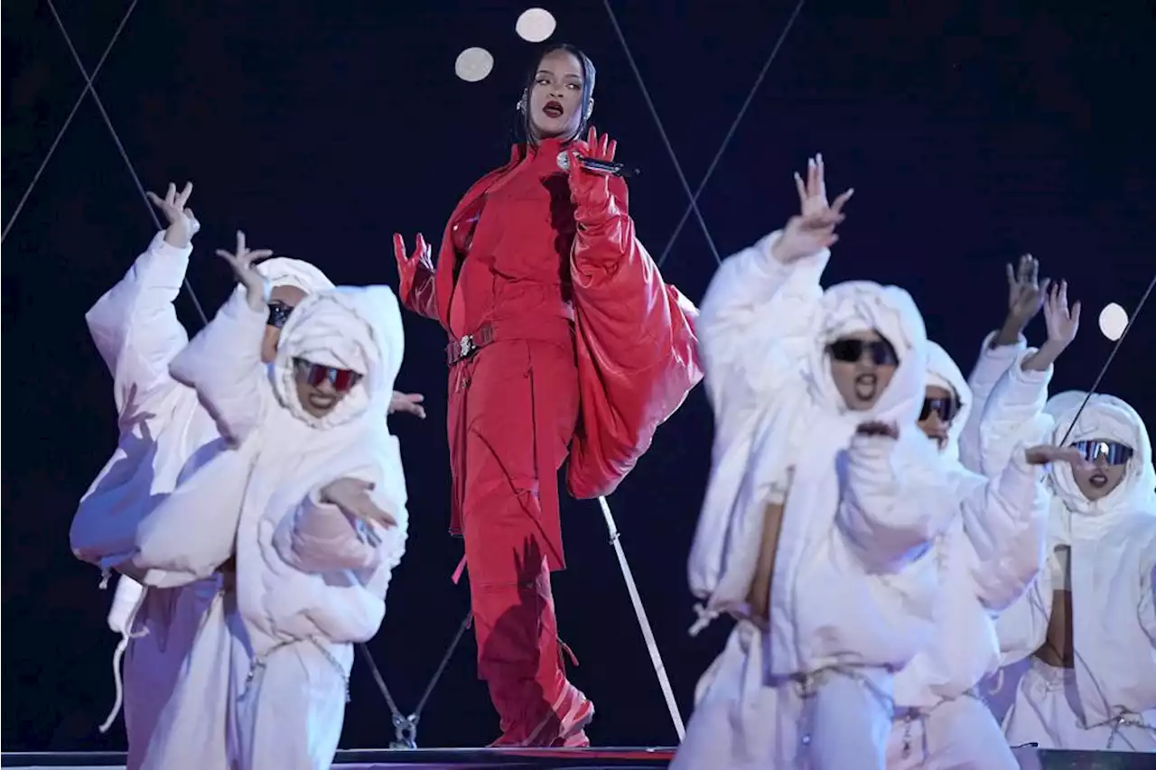 Rihanna performed Super Bowl halftime show while pregnant with 2nd child, representative confirms