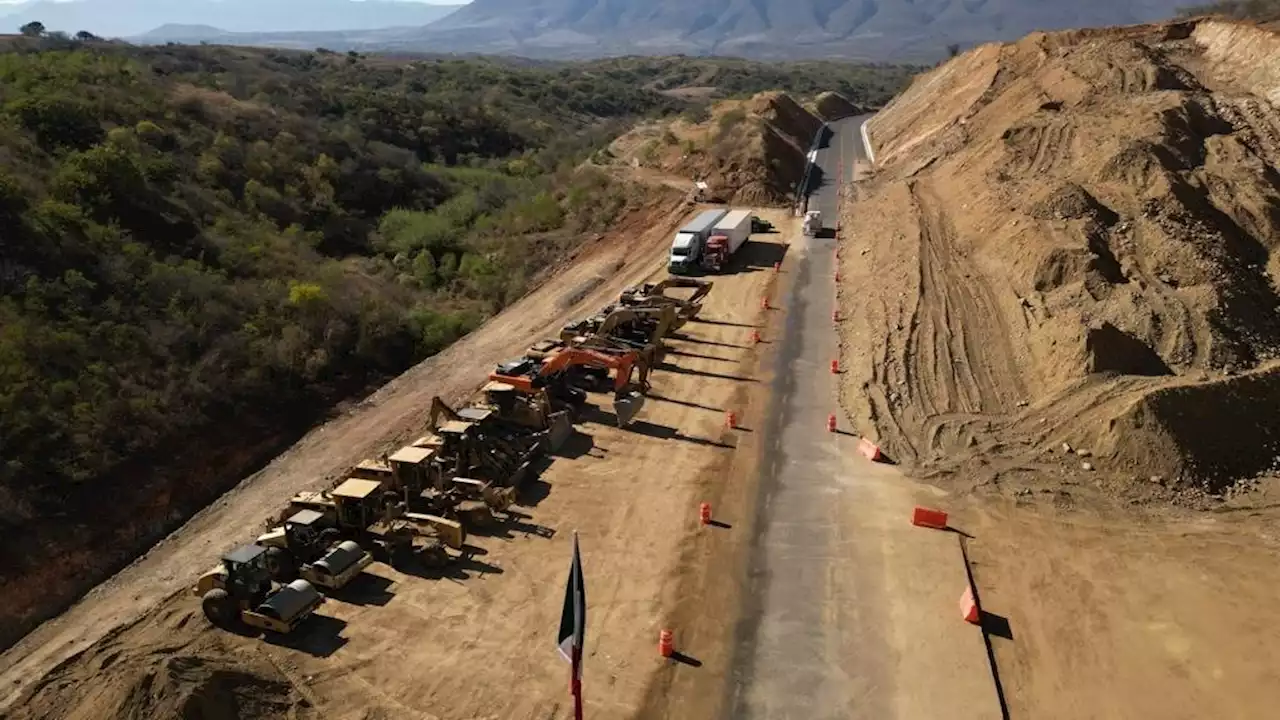 Comuneros permitirán conclusión de carretera Oaxaca-Puerto Escondido