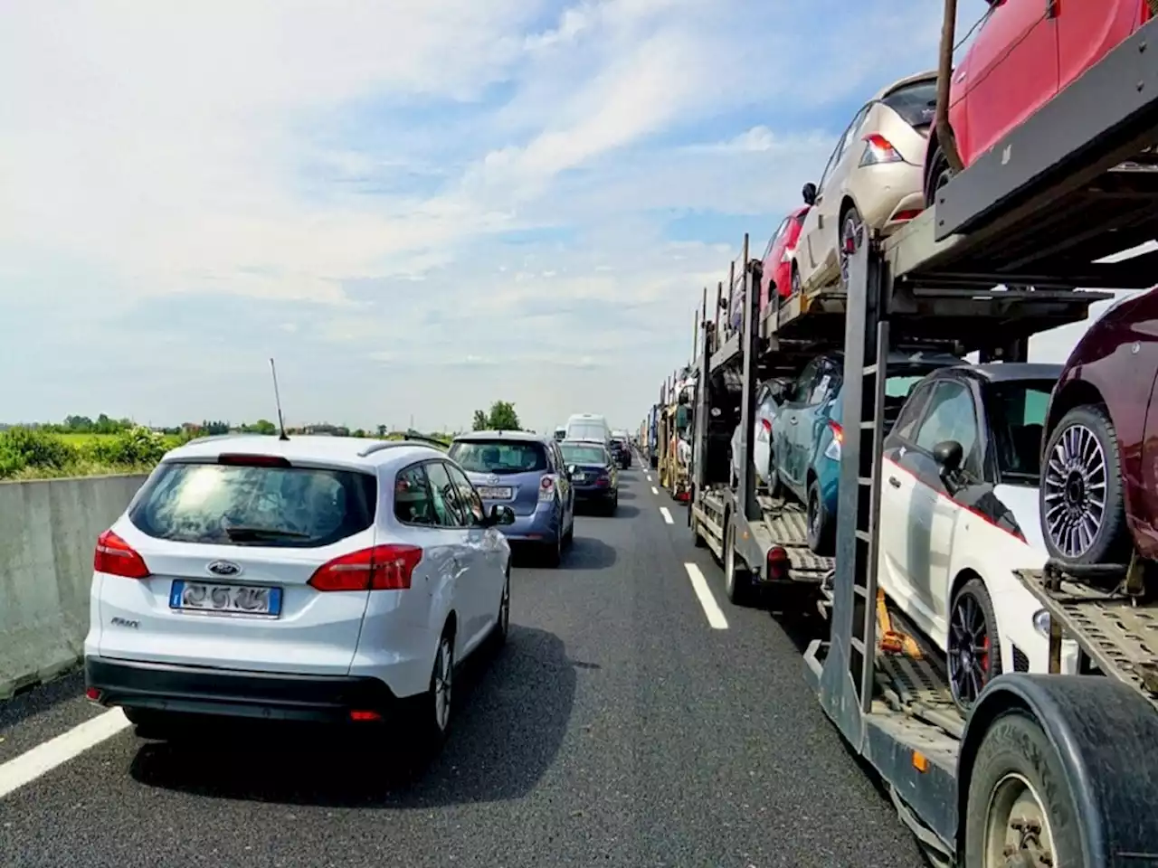 Accident à Roncq : l'autoroute A22 coupée et de gros bouchons