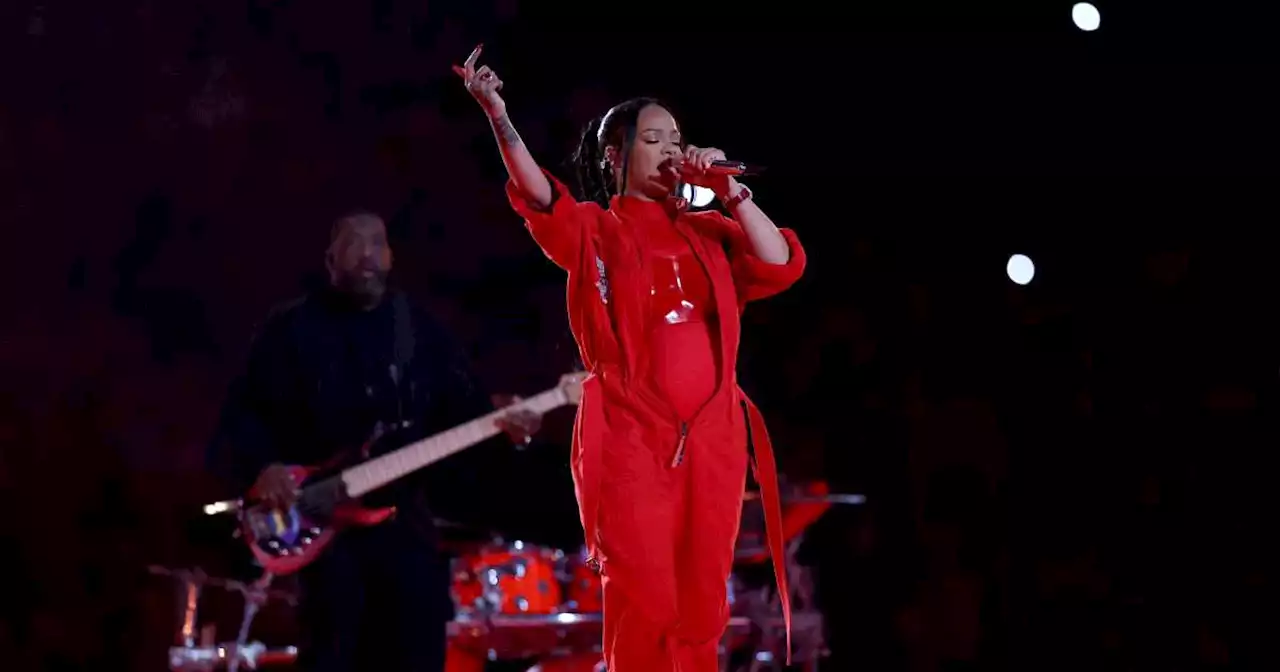 A nouveau enceinte, Rihanna a enflammé le show de la mi-temps du Super Bowl