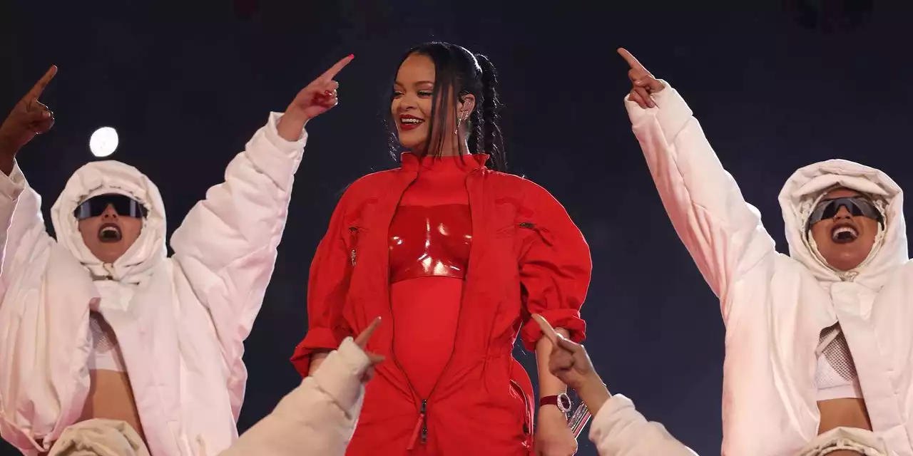 Super Bowl wrapup: Pregnant Rihanna breaks Twitter, Eagles coach Nick Sirianni memes himself, and more