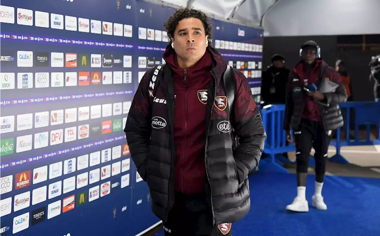 Memo Ochoa va a la banca por primera vez en la Serie A