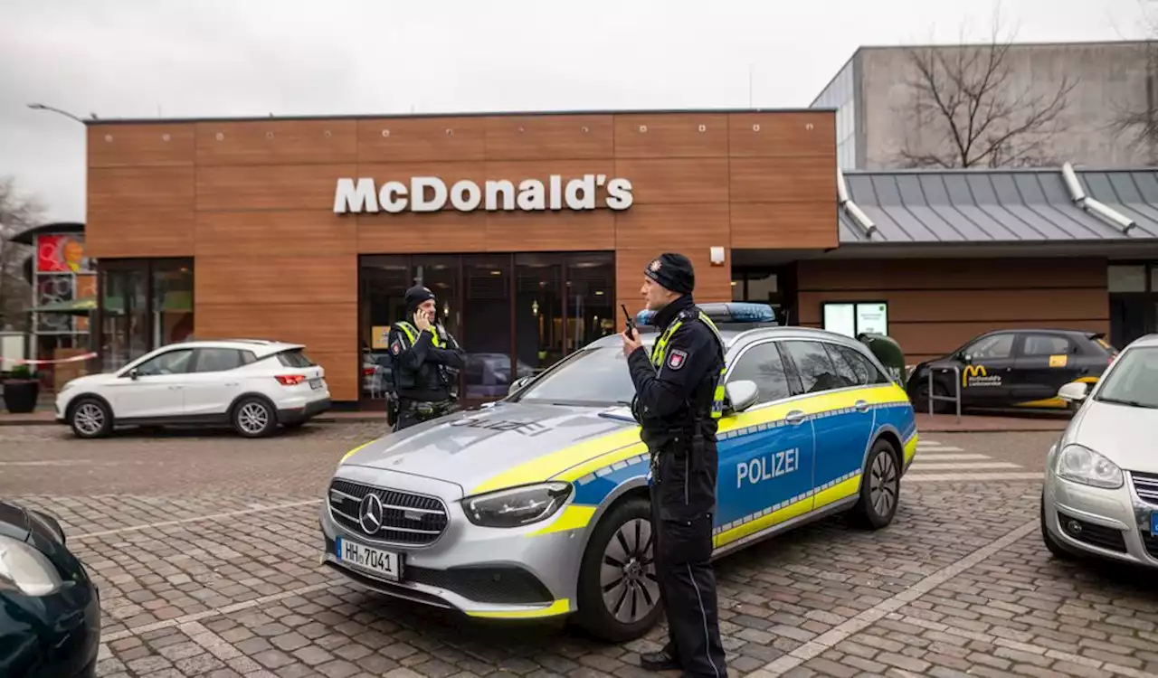 Bei McDonald's in Hamburg: Angestellter soll Chef niedergestochen haben