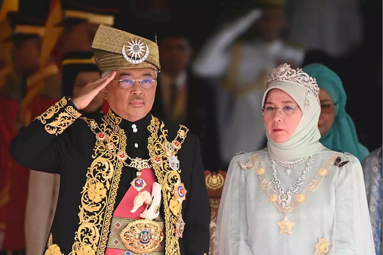 Agong attends opening of 15th parliament’s second session | The Malaysian Insight