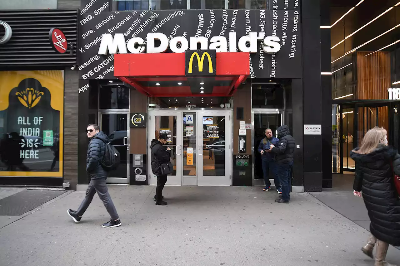 Workers slashed inside NYC McDonald’s during morning rush: cops