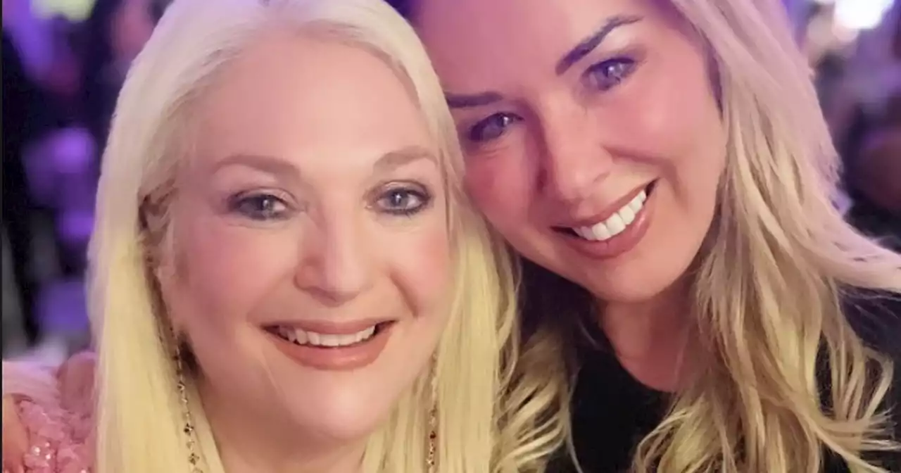 Vanessa Feltz ignores cheating ex's desperate plea and congas with celeb pals