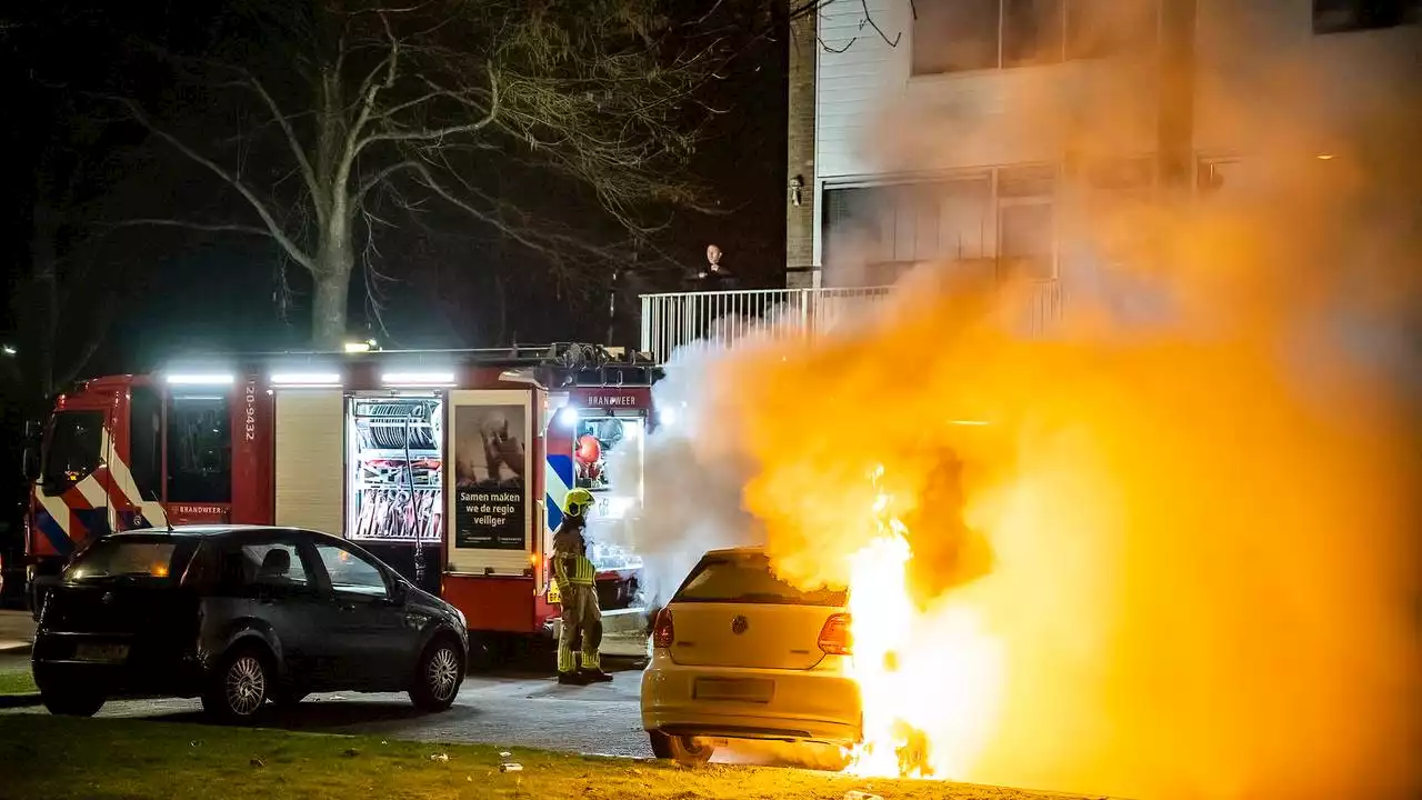 112-nieuws: autobrand in Tilburg • waarschuwing voor dichte mist