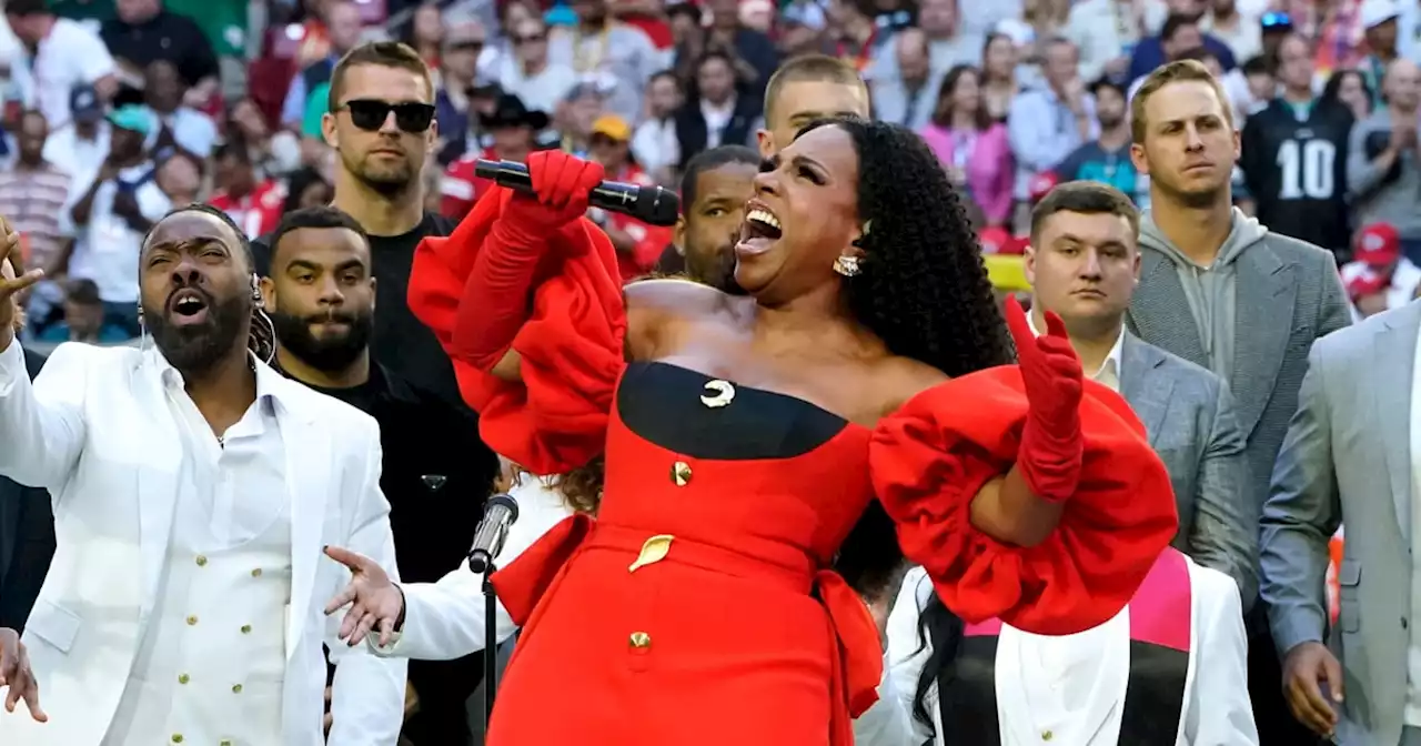 Sheryl Lee Ralph's Dramatic Puff Sleeves Were the Real Super Bowl Winners