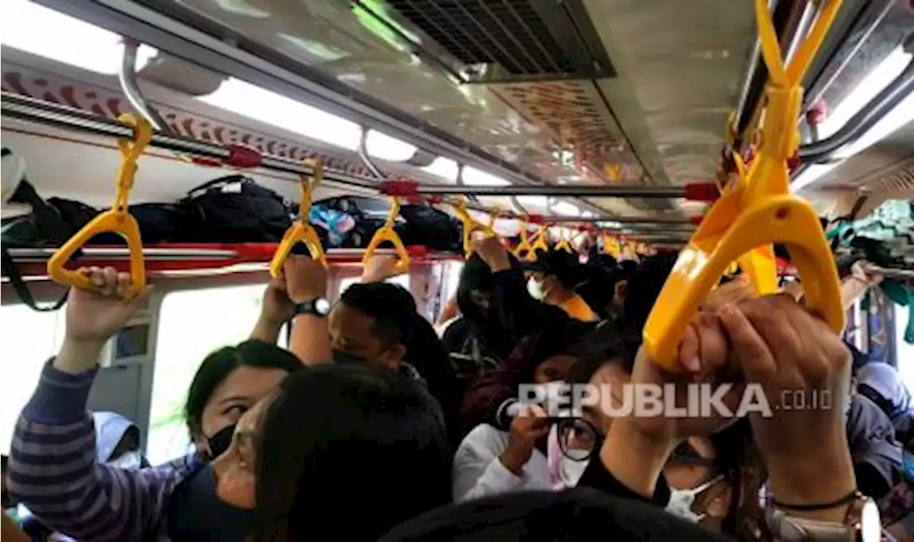 PT KCI Tambah 31 Pengumpan Antisipasi Kepadatan di Stasiun Manggarai |Republika Online