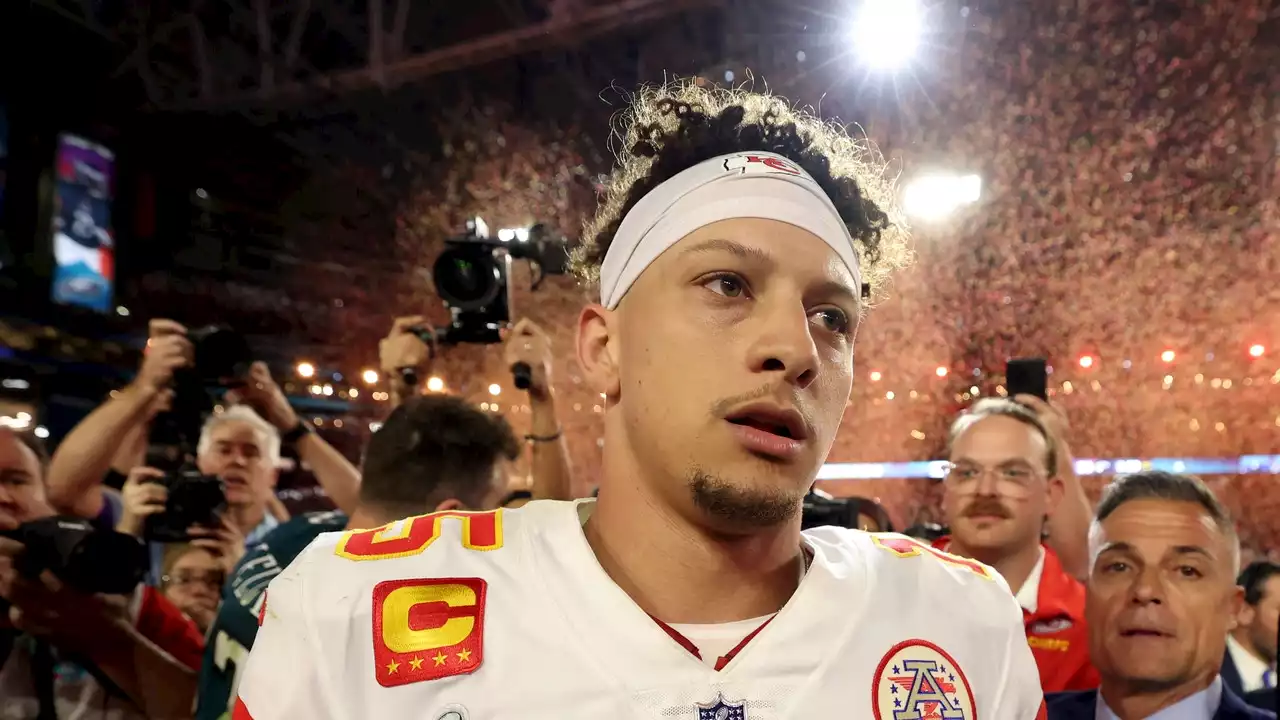 Patrick Mahomes, nuevo 'rey' de la NFL: 'carrera del cojo' para dar la Super Bowl a los Chiefs