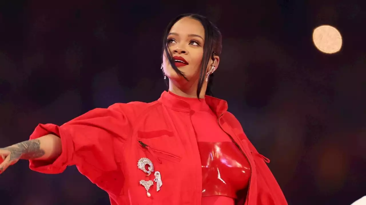 Rihanna stuns in 'unreal' Super Bowl halftime show