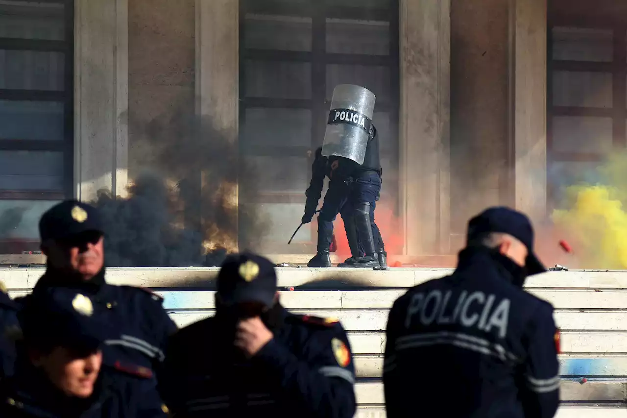 Kriminalität in Albanien – Verbrecher überwachten Polizei mit 500 geheimen Kameras