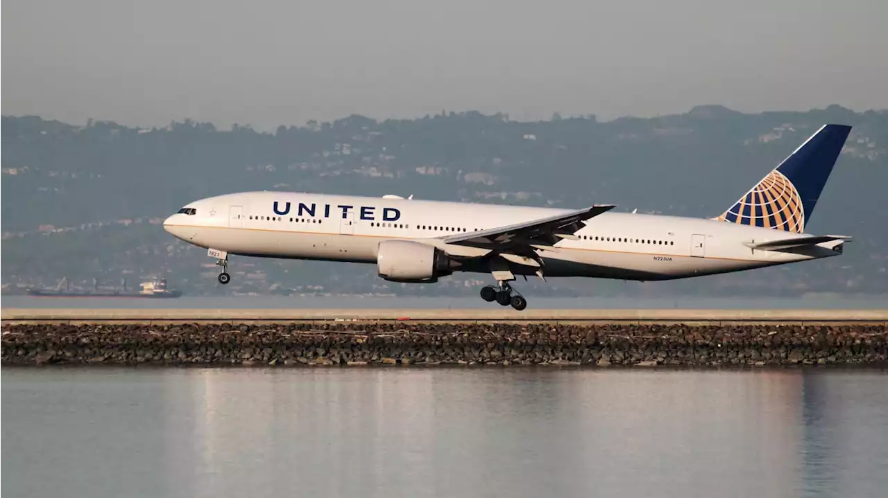 United Flight Plummeted in Terrifying 45-Second Dive: Report