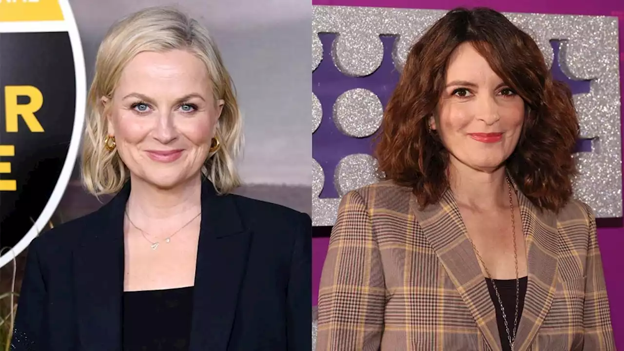 Tina Fey and Amy Poehler Are Heading Out on Tour