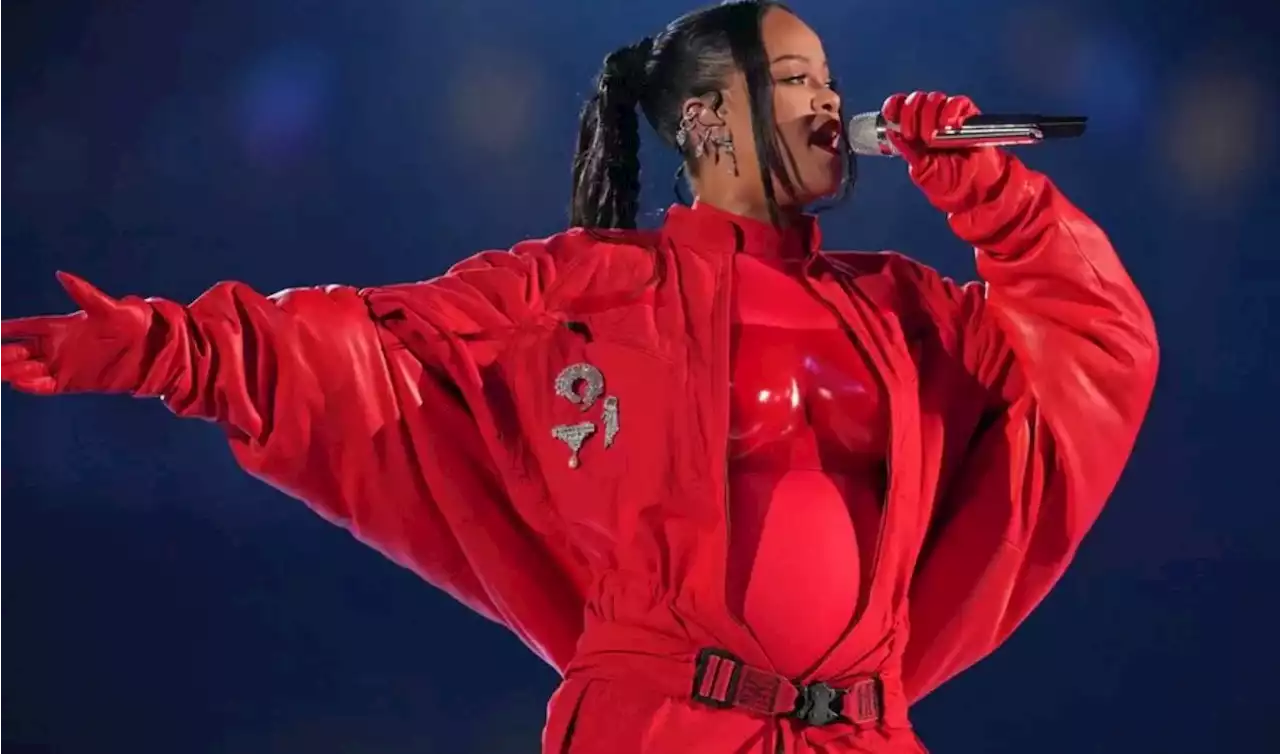 Rihanna ‘umum’ hamil anak kedua di pentas Superbowl 2023