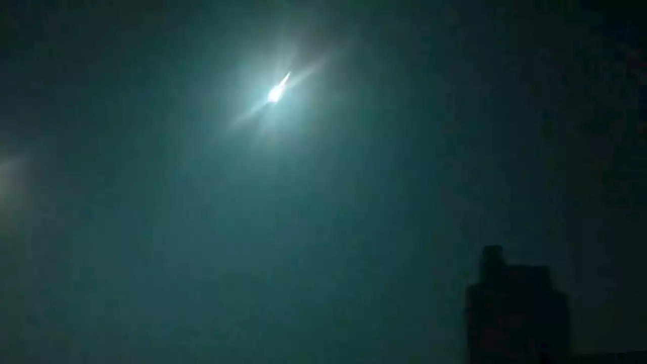 ‘Unbelievable’ Asteroid Lights Up UK And French Skies - Videos from The Weather Channel