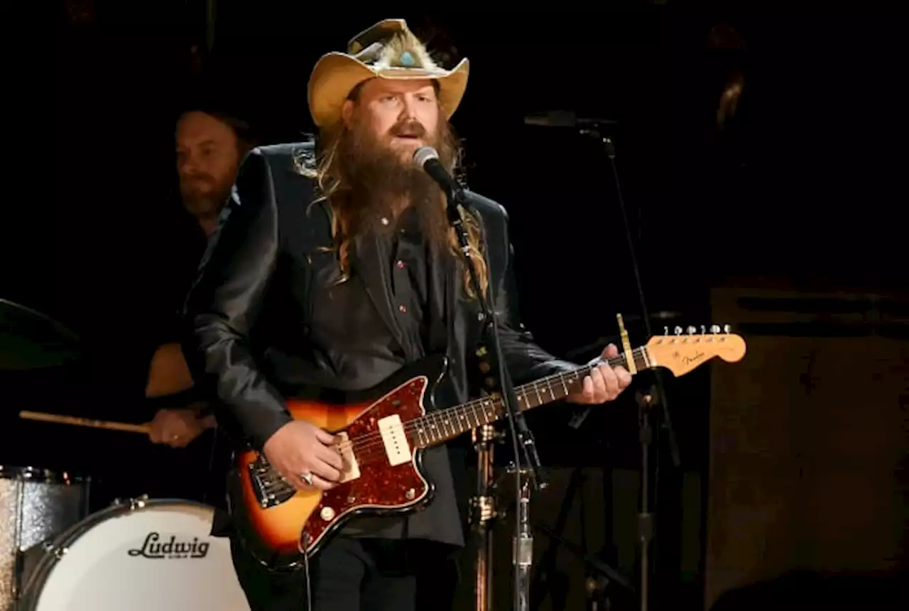 Chris Stapleton, Babyface to sing at Super Bowl pregame