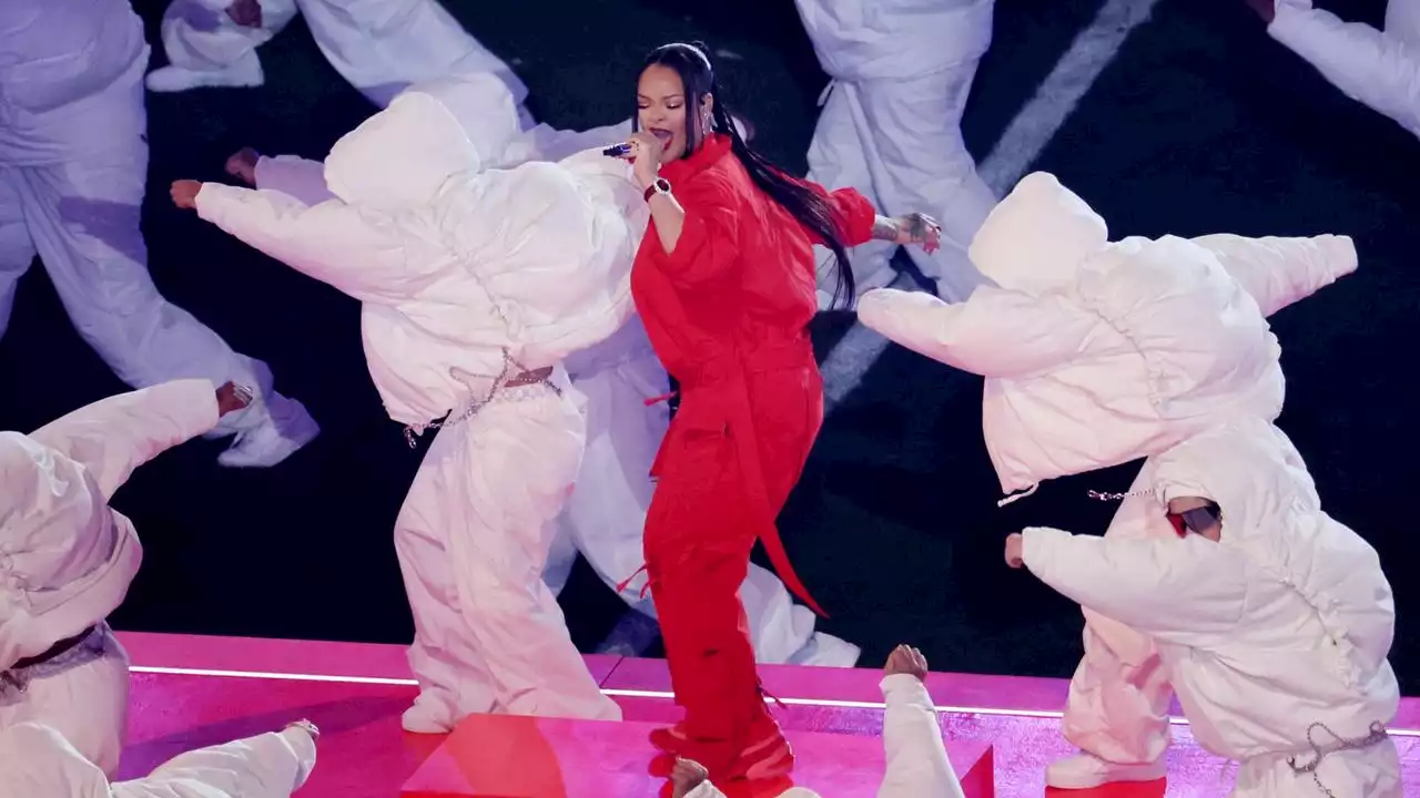 Super Bowl: Rihanna schwebt in ihr Bühnen-Comeback