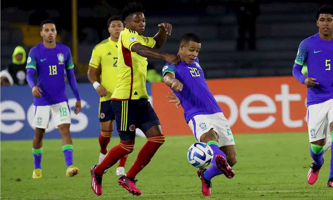 Sudamericano dejó muchas cosas: delantero viajó a Inglaterra y será nuevo jugador del Chelsea