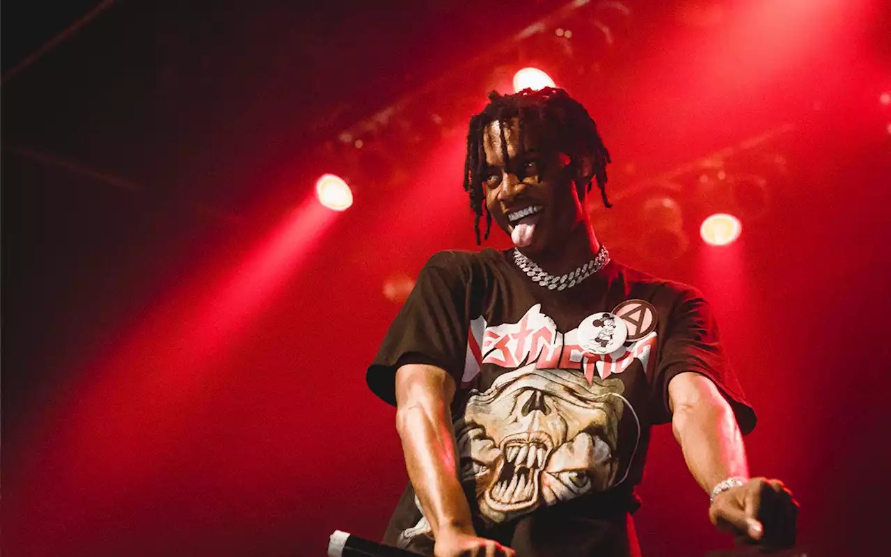 Arrestan al rapero Playboi Carti por asfixiar a su novia embarazada