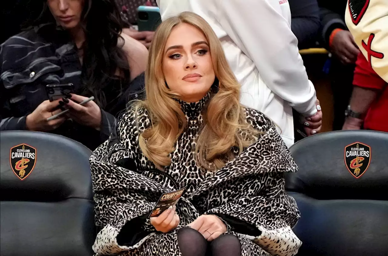 Adele Is ‘Full-Time Living Meme Material’ at 2023 Super Bowl: See the Best Fan Reactions