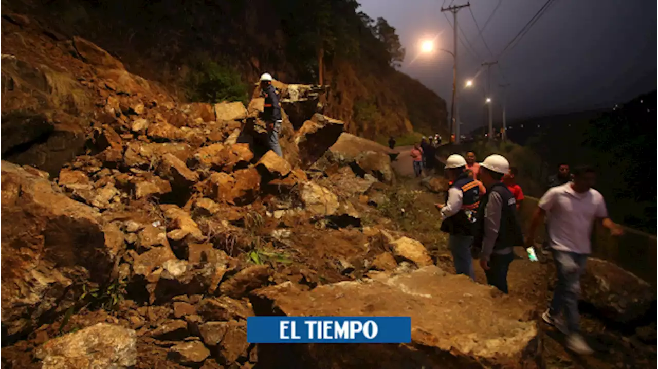 Derrumbe deja incomunicada la vía entre Cali y Buenaventura