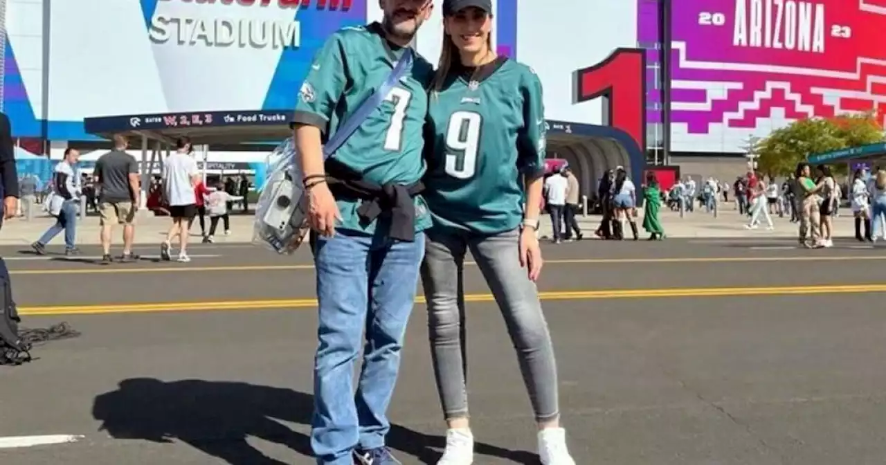 Contralor de CDMX reconoce que asistió al Super Bowl; familiar le regaló boletos