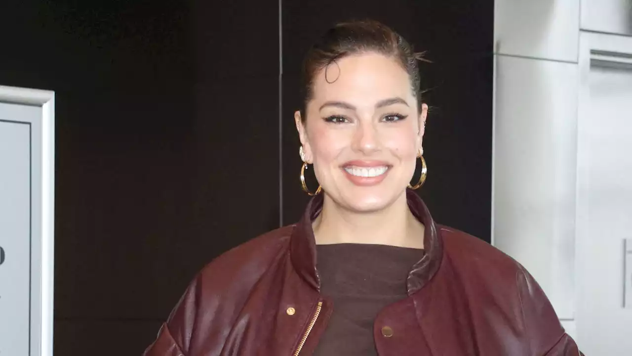 Ashley Graham : elle se dévoile nue sur Instagram et affiche ses formes