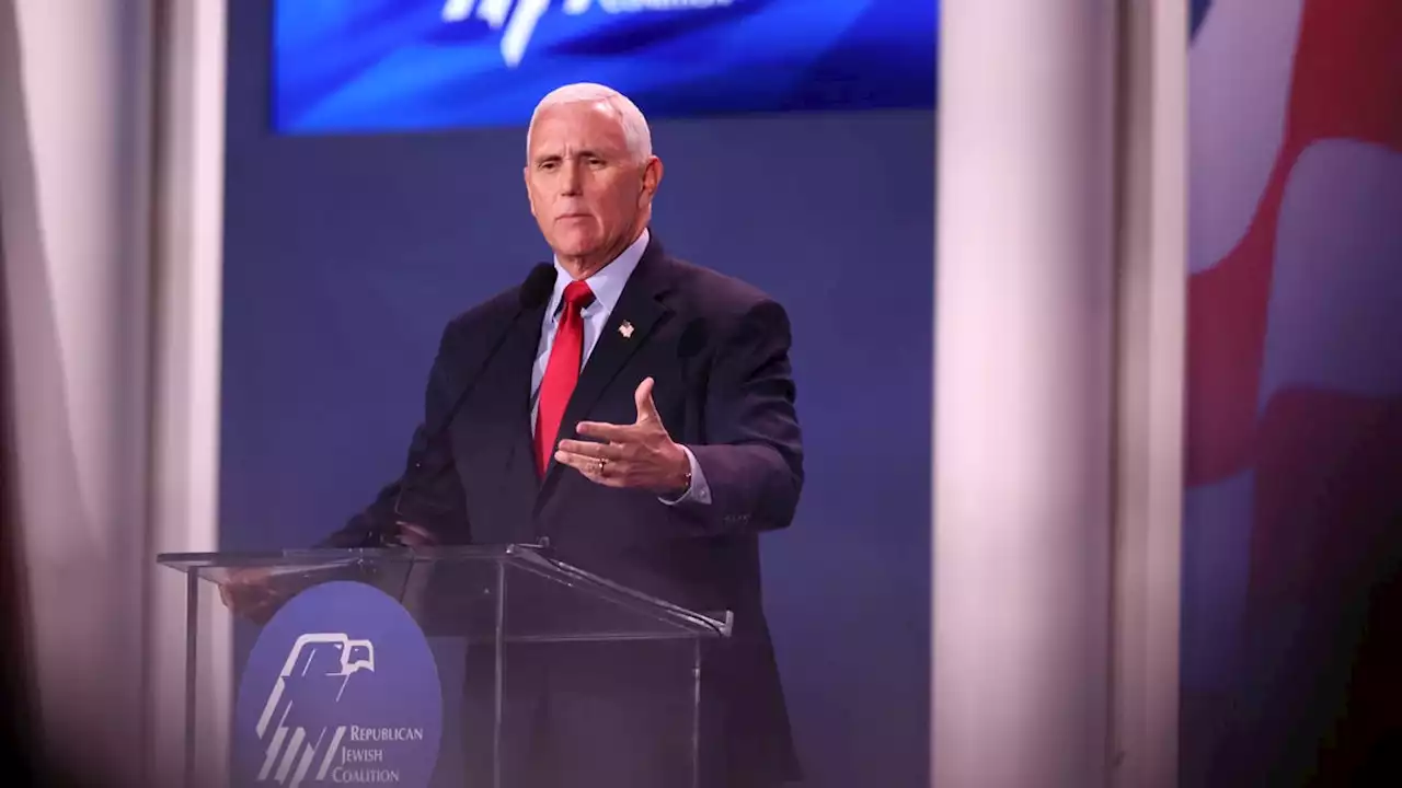 Former Vice President Mike Pence expected to challenge DOJ special counsel subpoena