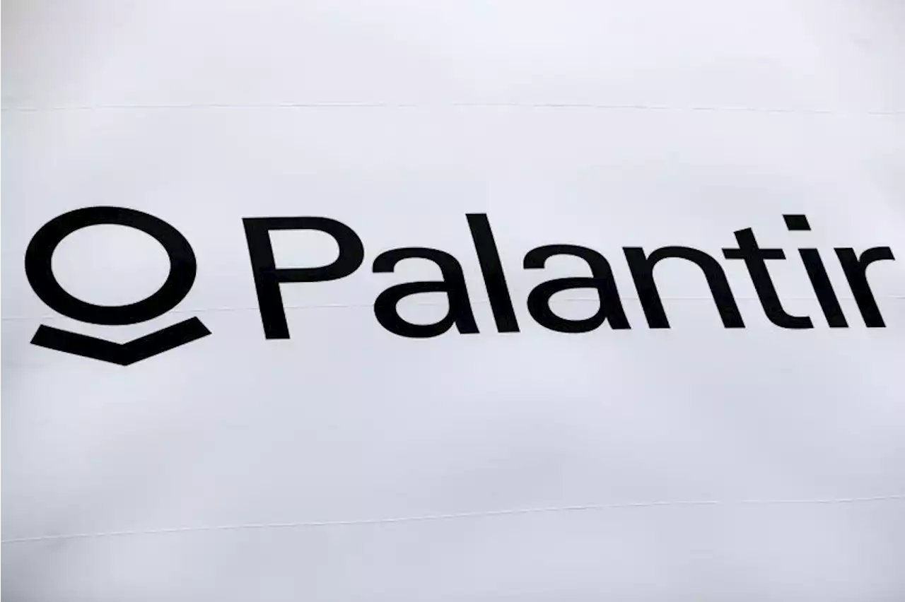 Palantir posts first quarterly profit following new contract wins By Investing.com