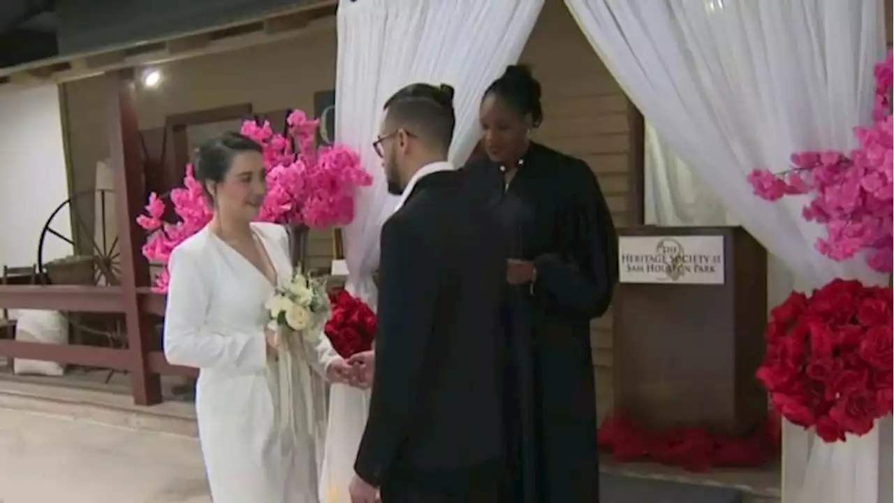 Love is in the air!💘 Harris County Clerk’s Office, Heritage Society host express weddings